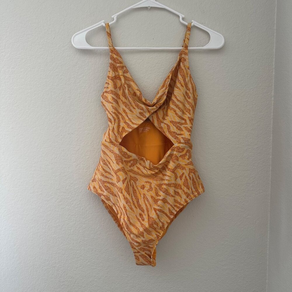 Aerie One Piece Swimsuit Full Coverage Cutout Orange Print Sz M NWOT